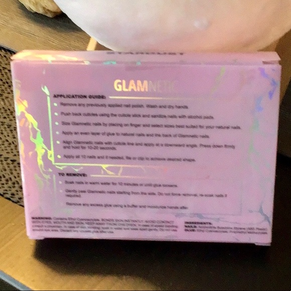 NIB GLAMNETIC Reusable Press-On Nails in Stardust are out of this world 🌎⭐️💫🪐 - Picture 3 of 4